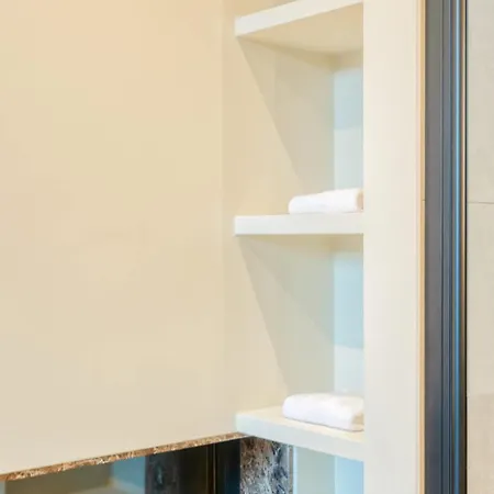 Ideal Terraced Retreat In Ghent's Center Apartamento *